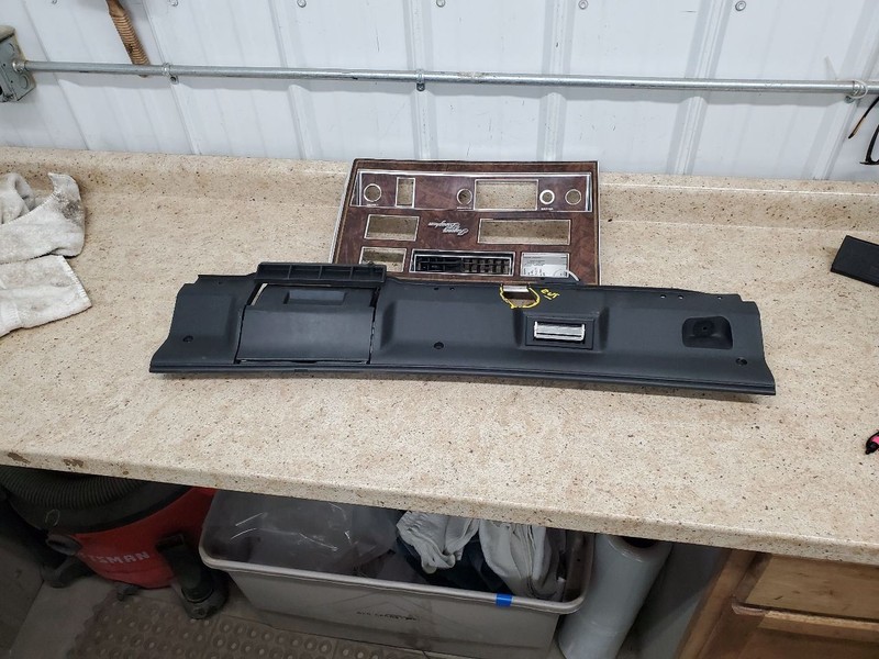 NINETY-EI 1981 Dash Panel 301739