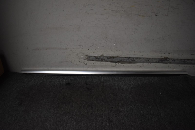2019-2022 BMW X7 FRONT DOOR TRIM FACTORY OEM