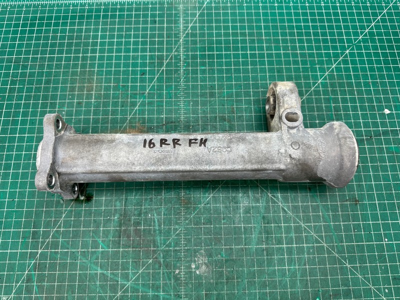 13-22 Range Rover L405 FRONT DIFFERENTIAL HOUSING SUPPORT TUBE OEM