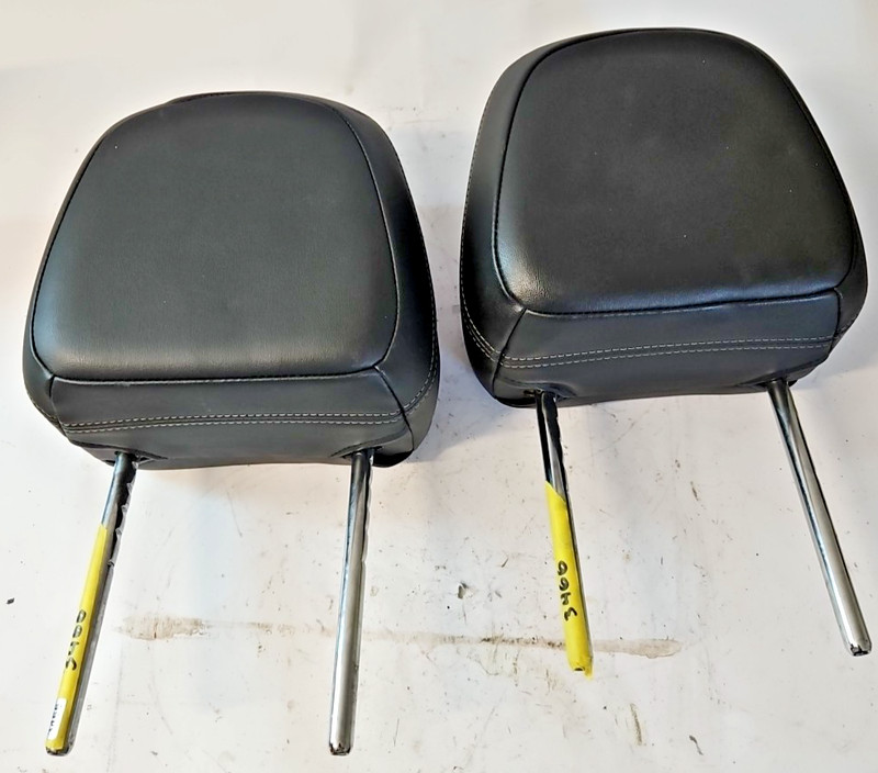 13-16 Buick Encore Front Driver LH & Passenger RH Leather Headrest - Black OEM