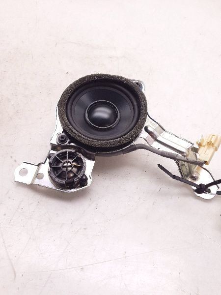 07-17 LEXUS LS460 MARK LEVINSON DRIVER SIDE REAR DOOR SPEAKER ASSEMBLY