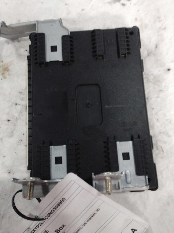 2022 Kia Telluride Body Control Module OEM 95400S9530 57K Miles White