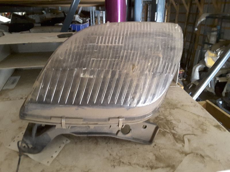 95 96 97 98 99 00 01 02 SUNFIRE L. HEADLIGHT 30830