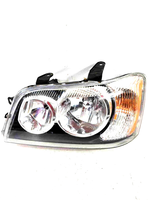 2003 Toyota Highlander LH Driver Side Headlamp Assembly Aftermarket 8117048150