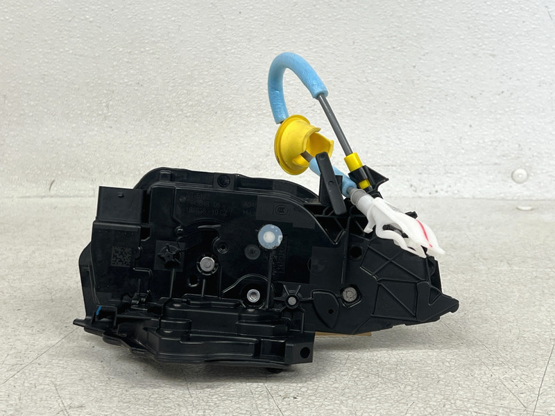 ⭐2019-2025 BMW 3-SERIES REAR RIGHT DOOR LOCK LATCH ACTUATOR BRACKET OEM LOT2668