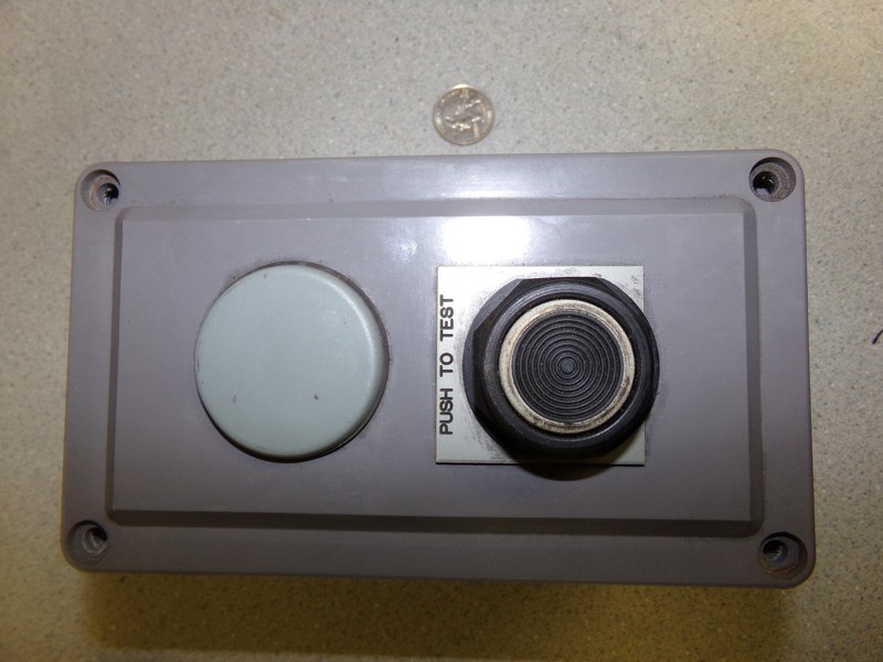 Square D SKY-201 Seried Enclosure Control station w/ Push Button KA-1 Series H