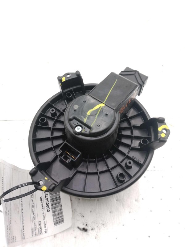 Used Rear HVAC Blower Motor fits: 2012 Dodge Journey rear Rear Grade A