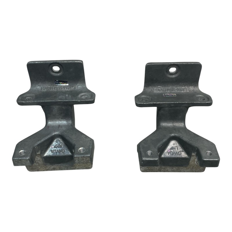 2020-2024 Land Rover Defender 110 Left Step Footrest Mount OEM