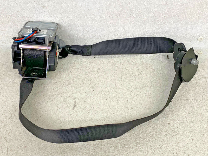 ⭐2006-2011 MERCEDES CLS550 CLS W219 FRONT LEFT SEAT BELT RETRACTOR OEM LOT2398