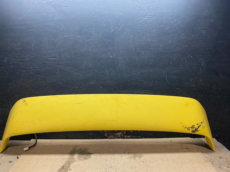 2002-2003 Mitsubishi Lancer Rear Spoiler With Brake Light OEM X3576 DG
