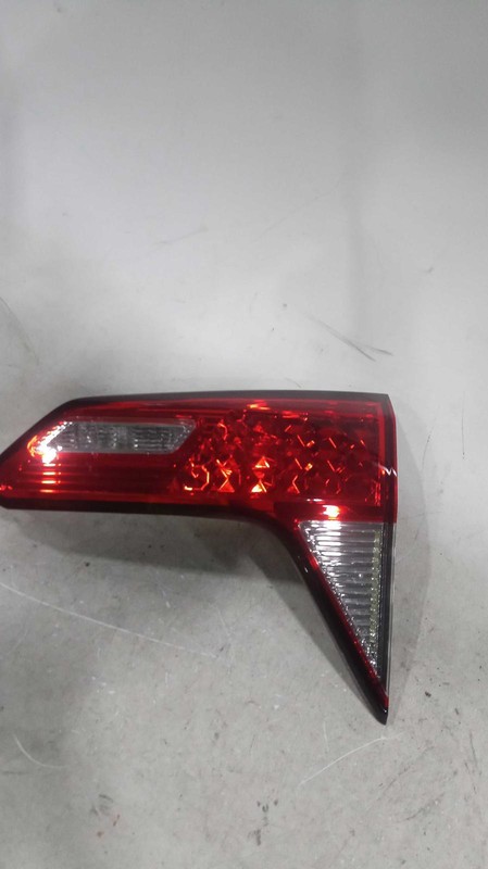 Used Right Tail Light Assembly fits: 2021 Honda Hr-v liftgate mounted Right Grad