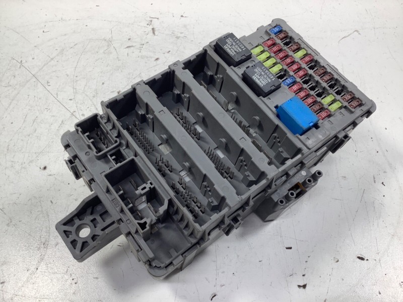 013-017 Honda Accord Interior Cabin Fuse Box Assembly 38200-T2F-A00 OEM