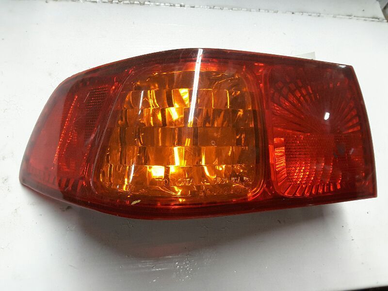 00 01 TOYOTA CAMRY L. TAIL LIGHT QUARTER PANEL MOUNTED NAL MFR 108331