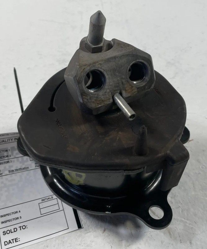 2022-2026 TOYOTA TUNDRA FRONT LEFT ENGINE MOUNT INSULATOR BRACKET # 108360