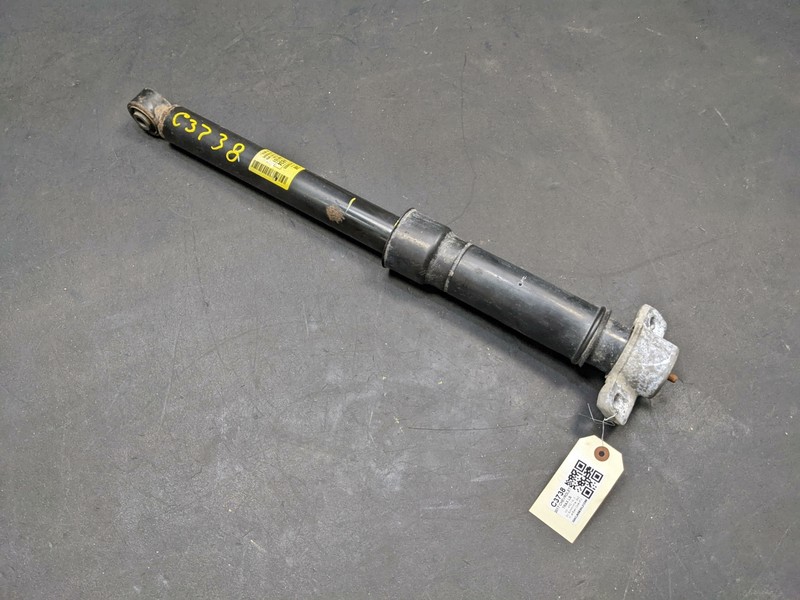 Rear Left or Right Strut Shock Absorber 2017 Chevrolet Trax 94550926 2015-2021
