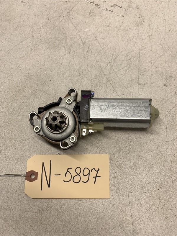 2012-2016 Tesla Model S Front Left or Right Seat Adjustment Motor 5897 B26