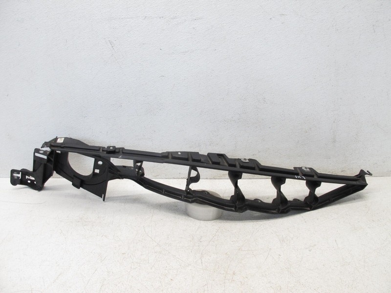 07-13 BMW E70 X5 FRONT DRIVER FENDER PANEL WHEEL ARCH FLARE MOLDING OEM 060422