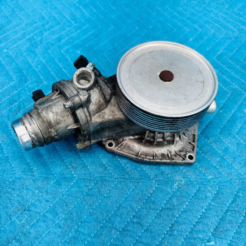 2012–2017 BMW 650i 4.4L V8 N63 Engine Water Pump OEM 11517616252