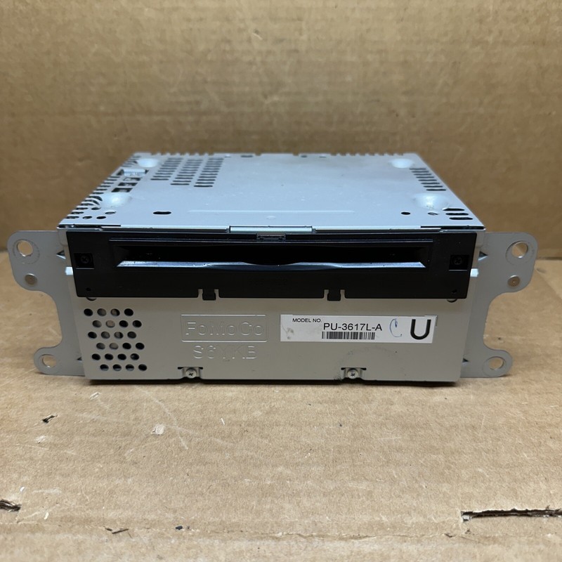 2013 Ford Explorer Radio Receiver CD MP3 Player DB5T-19C107-FC