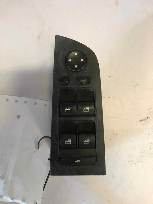 Door Switch Front BMW 325I 06