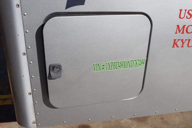 2018-2023 PETERBILT 579 PACCAR REAR RIGHT LOWER SLEEPER CAB STORAGE LID OEM