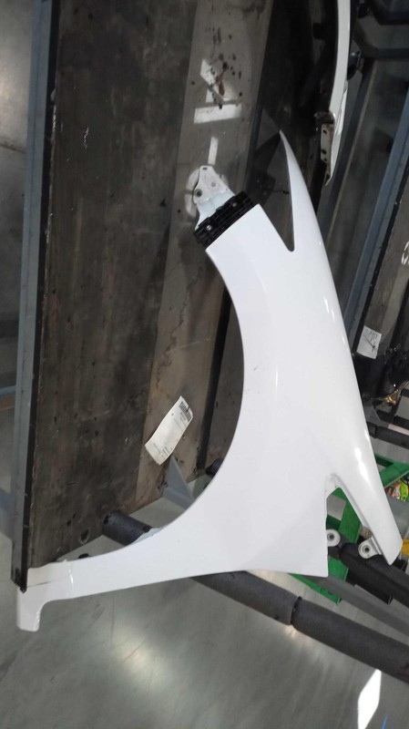 2010 Honda Insight Left Fender White OEM Used 213554 178K Miles