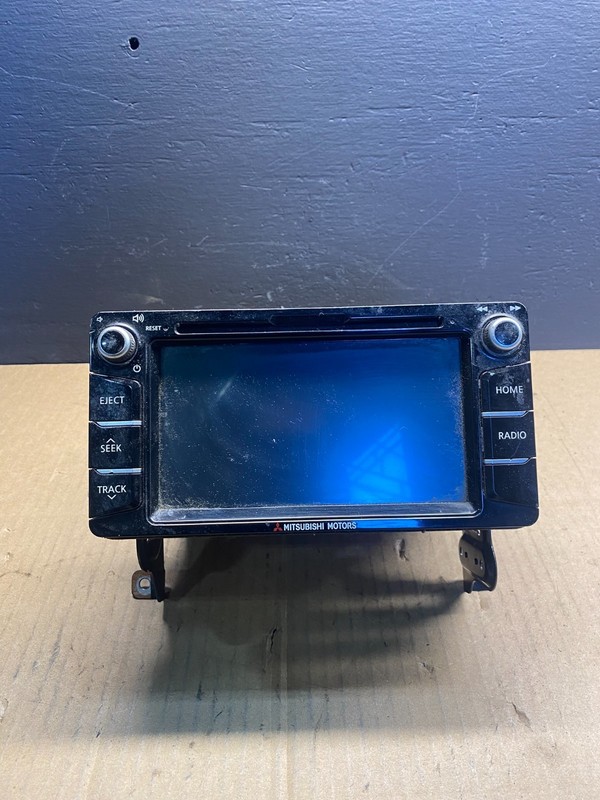 2017 Mitsubishi Lancer Radio AM/FM CD Player Screen Display OEM ab4307 DG