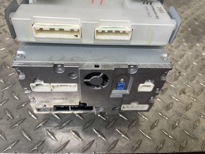 2011 Infiniti G37 Radio Assembly Tested Oem