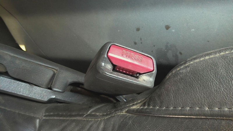 Front Seat Belt Buckle NISSAN TITAN 04 05 06 07