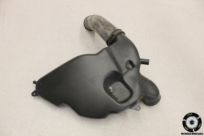 1997 Yamaha YZF600R RIGHT RAM AIR INTAKE DUCT TUBE YZF 600 R 97