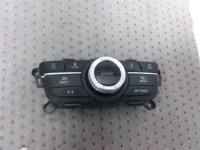 Navigation Radio Controller Panel Below AC Controls Fits 14-17 MDX 712189