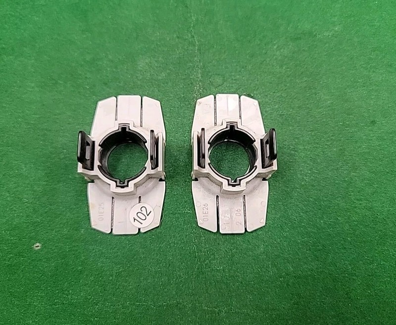 2011-2019 Toyota Sienna SE/SE Premium Rear Bumper Parking Sensor Holder Brackets