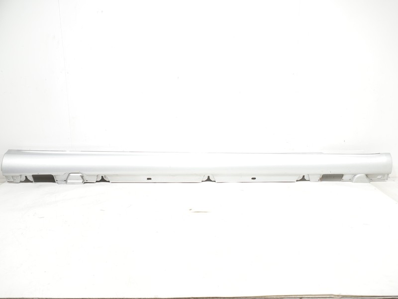 2015-2018 Mercedes W205 C300 RIGHT Side Skirt Rocker Panel OEM 62K