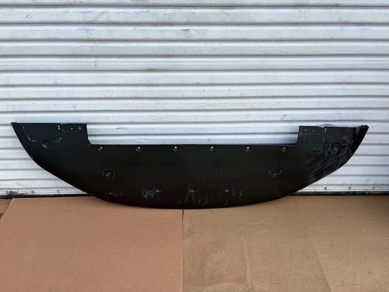✅ 2021 2022 2023 Lucid Air Front Lower Valance P11-E215XX OEM /cracked