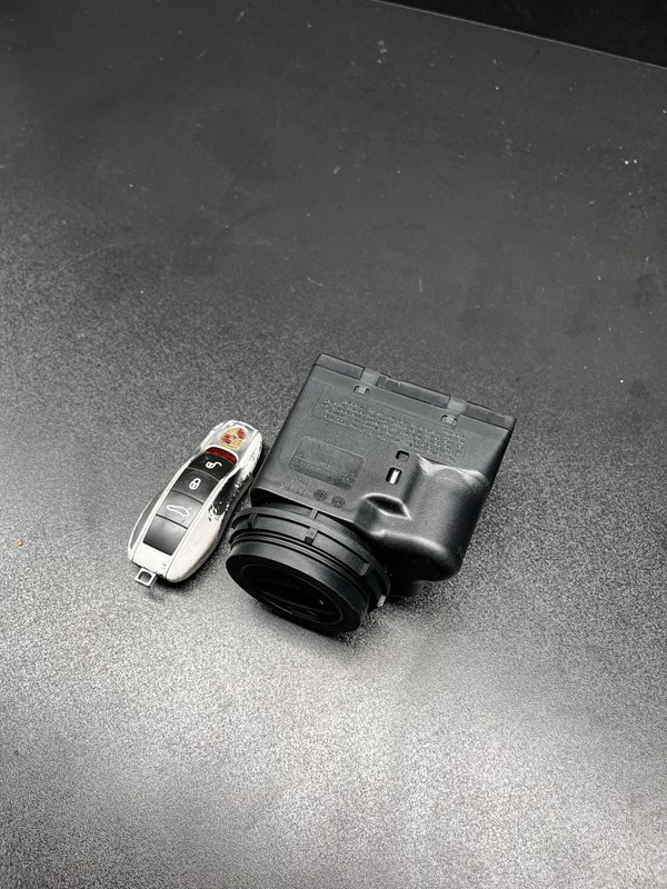 2010-2018 PORSCHE PANAMERA MACAN IGNITION CYLINDER LOCK SWITCH WITH KEY OEM