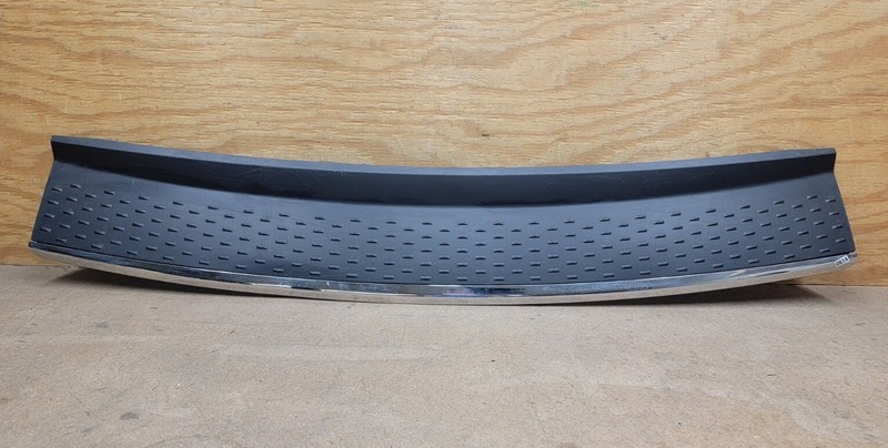 2014 2015 2016 Dodge Grand Caravan Rear Bumper Step Pad Molding OEM *