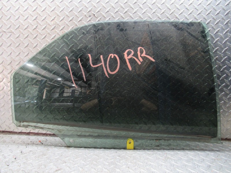 97-01 TOYOTA CAMRY RIGHT REAR PASSENGER DOOR GLASS