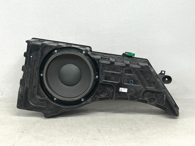 ⭐2018-2021 LINCOLN NAVIGATOR REAR LEFT DRIVERS SUBWOOFER SPEAKER BOX OEM LOT2557