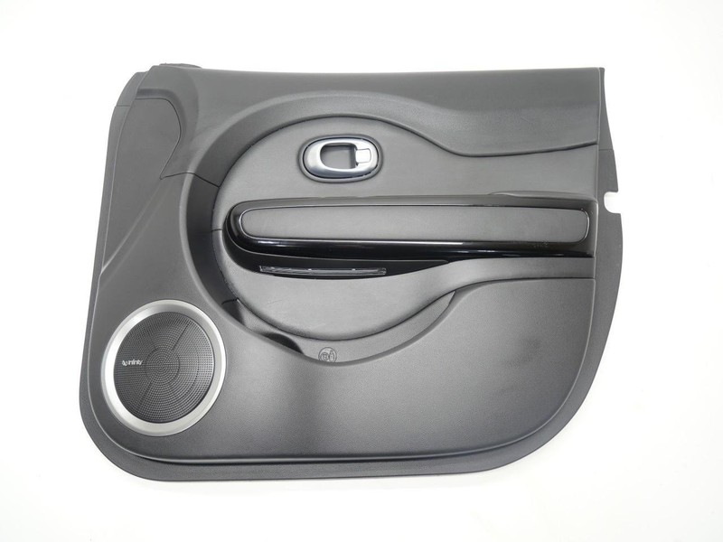 2014-2019 Kia Soul Front Passenger Right Side Interior Door Card Trim Panel OEM