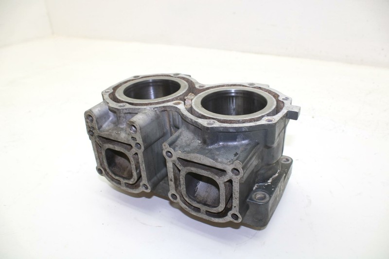 96 Yamaha Wave Runner III OEM Cylinder 61L-11311-01-94 JY0