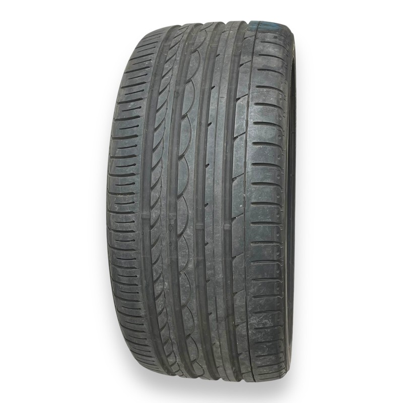 275/35 ZR20 Yokohama Advan Sport Wheel tire OEM