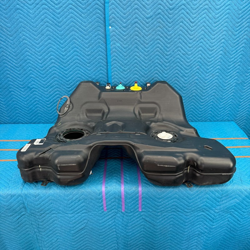 2012–2015 Chevrolet Camaro 3.6LFuel Tank OEM 22959900