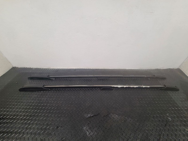 00-14 Chevrolet Tahoe Roof Rack Luggage Rails Pair OEM 25783489