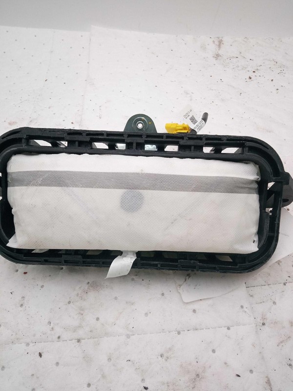 2023 GMC Acadia Instrument Panel Air Bag Right Black 685916 Used 41K Miles