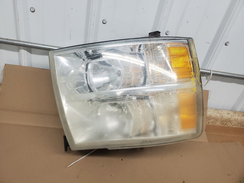 Passenger Right Headlight Fits 07-14 SILVERADO 2500 PICKUP 295833