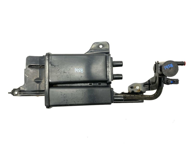 Fuel Vapor Evap Charcoal Canister 7T4Z-9D653-B Fits 2007-2014 Ford Edge 86278