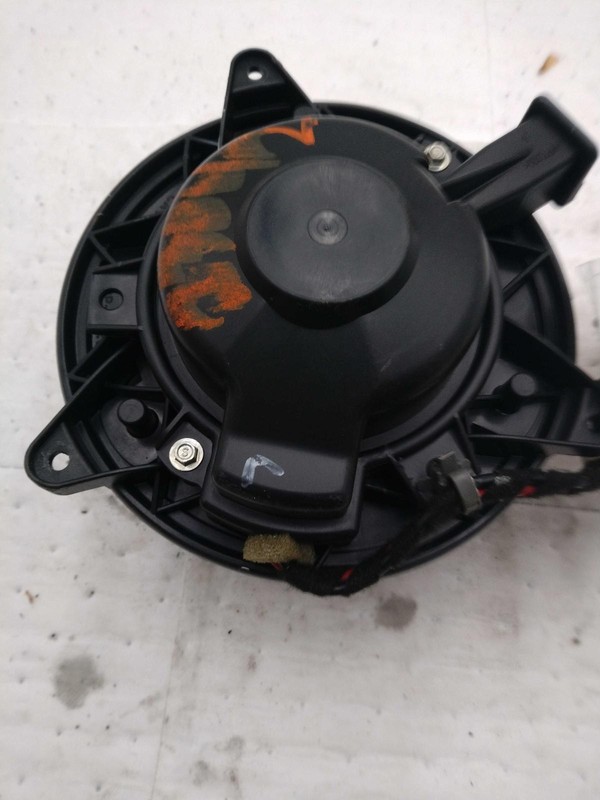 2014 Cadillac SRX HVAC Blower Motor OEM Silver 113K Miles 1581785, 22957138