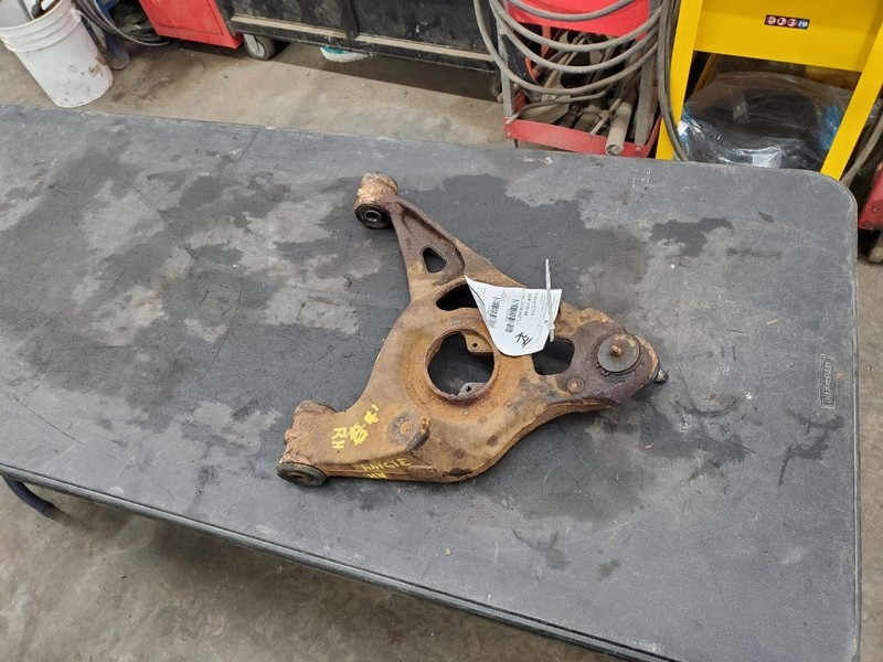 Passenger Right Lower Control Arm Front Fits 03-24 EXPRESS 2500 VAN 309072