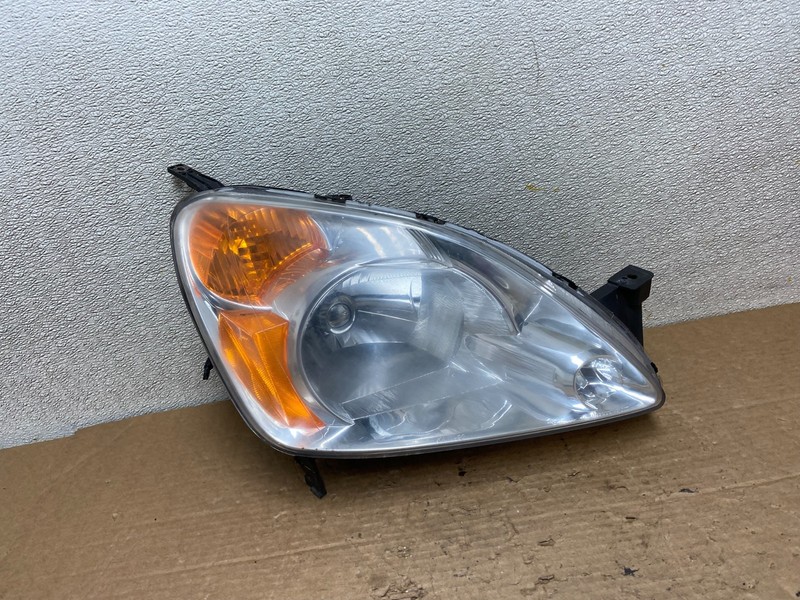 2002 to 2004 Honda CRV CR-V OEM Right Passenger RH Halogen Headlight Z3166 DW