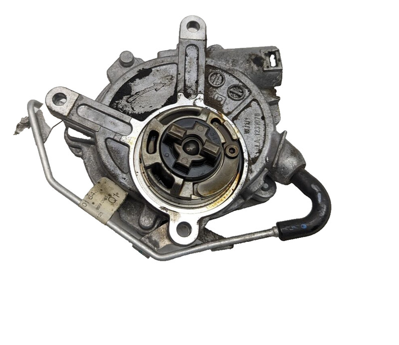 06-11 Mercedes W204 C300 R171 E350 Engine Motor Brake Vacuum Pump 2722300565 OEM